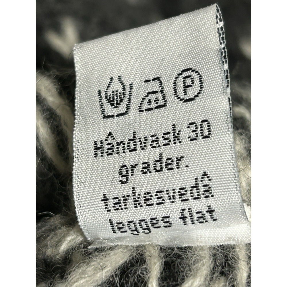 Vintage Norwegian Sweater Specially Made For Norway Handmade Wool Knit Size M - Picture 9 of 11
